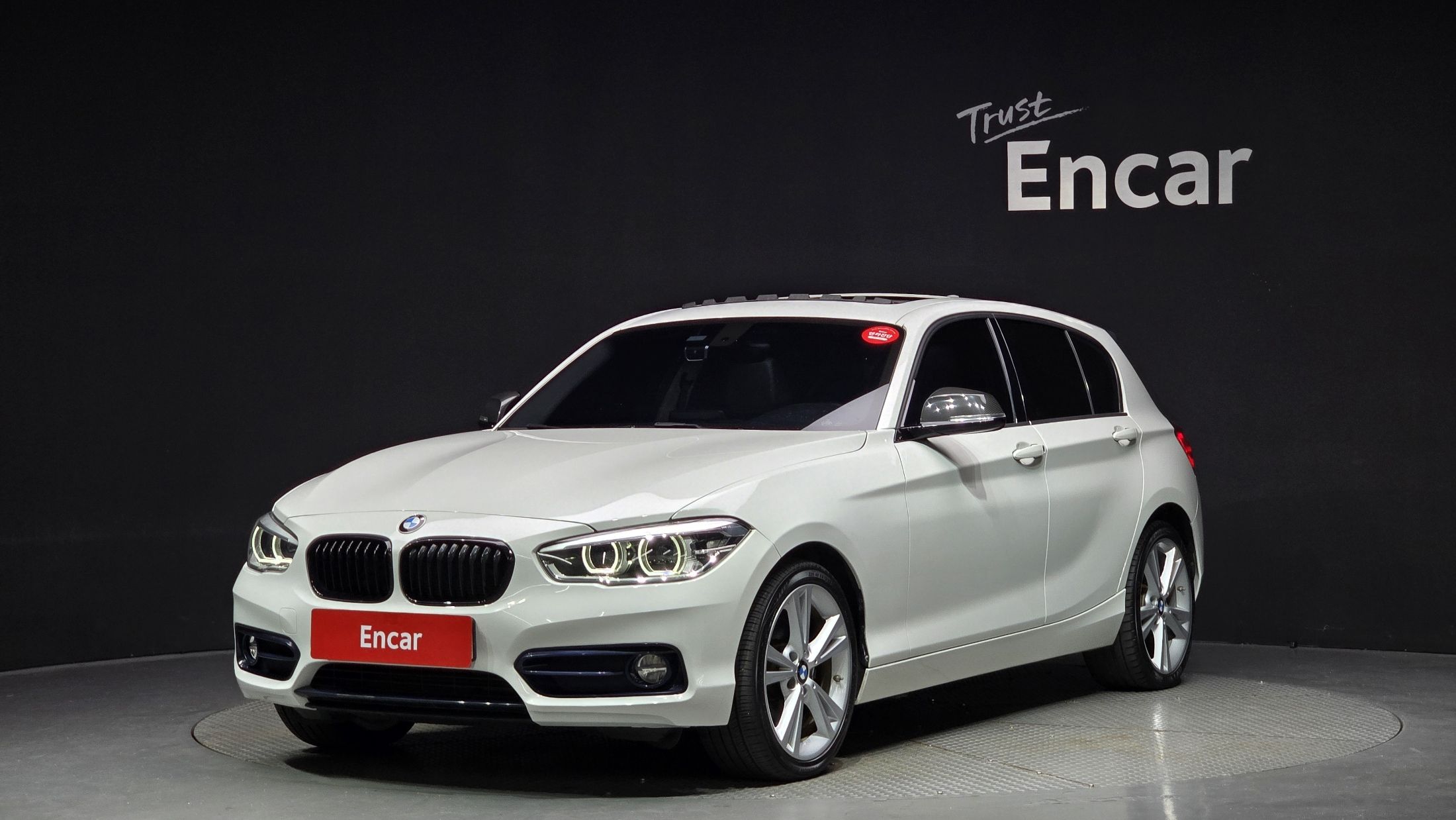 BMW 1-SERIES F20