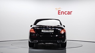 MERCEDES BENZ E-CLASS W213 2020