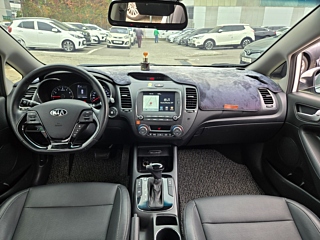 KIA K3 2016