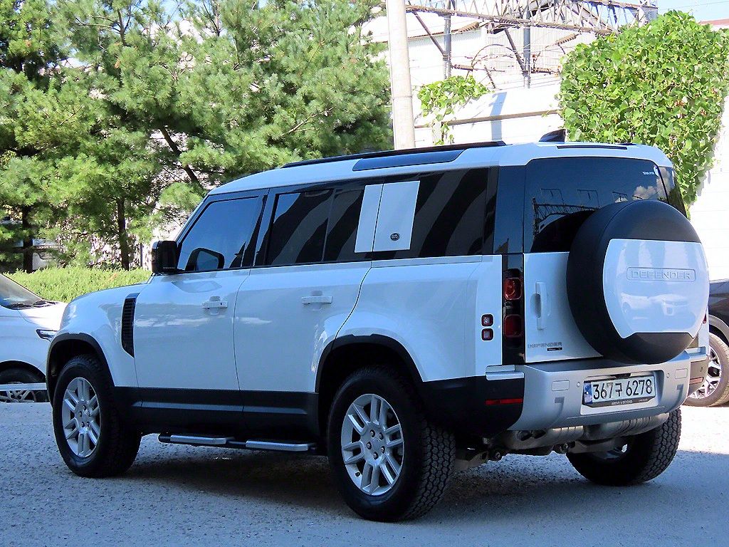 LAND ROVER DEFENDER L663