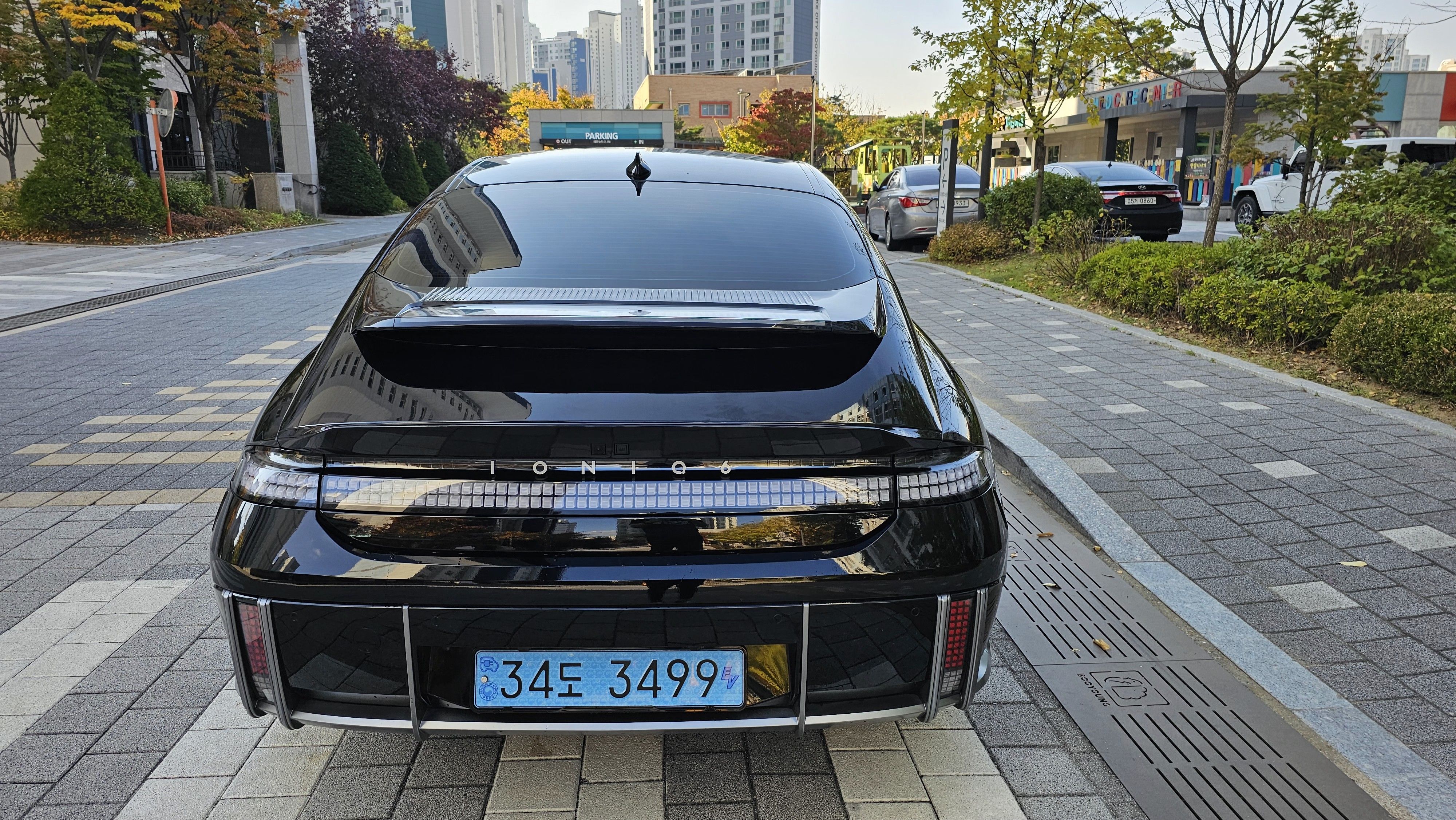 HYUNDAI IONIQ6