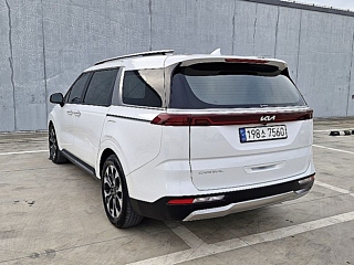 KIA CARNIVAL 2023