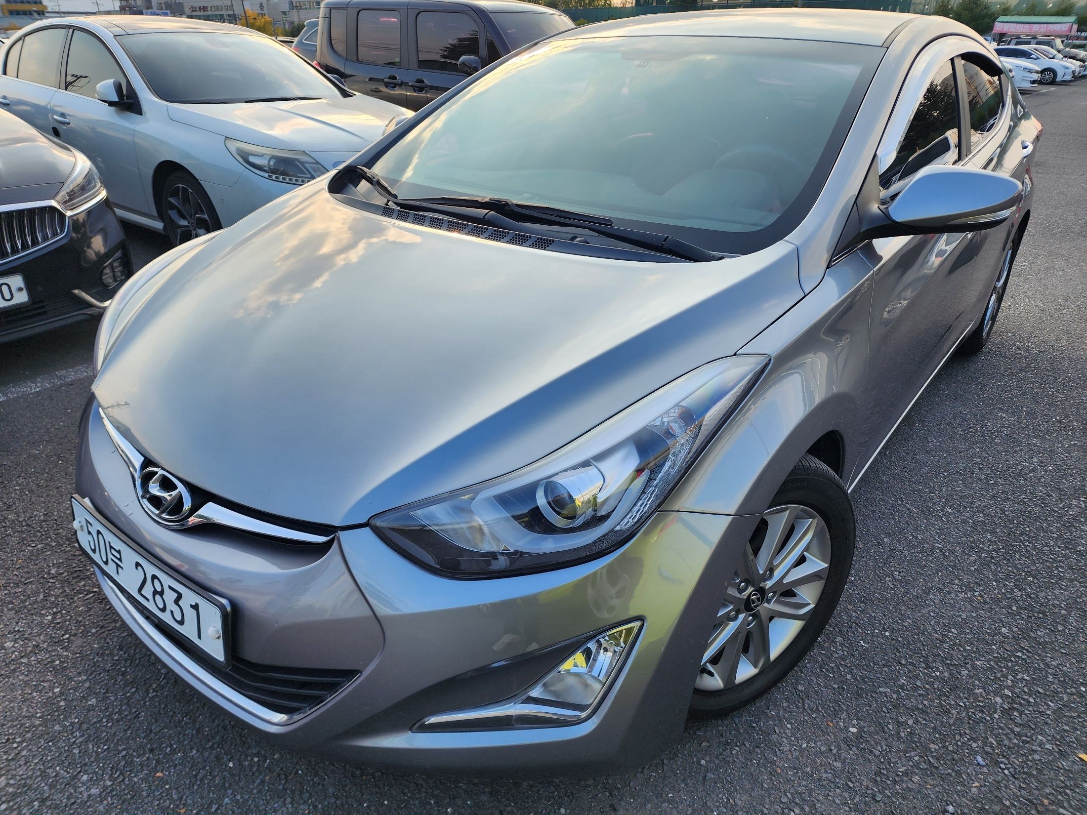 HYUNDAI AVANTE 2013