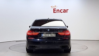 BMW 7-SERIES G11 2017