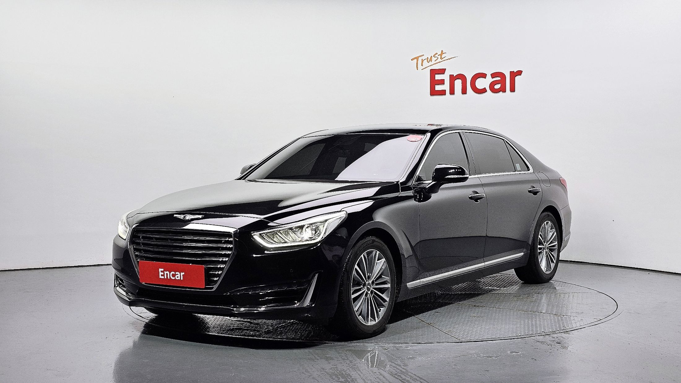 GENESIS EQ900
