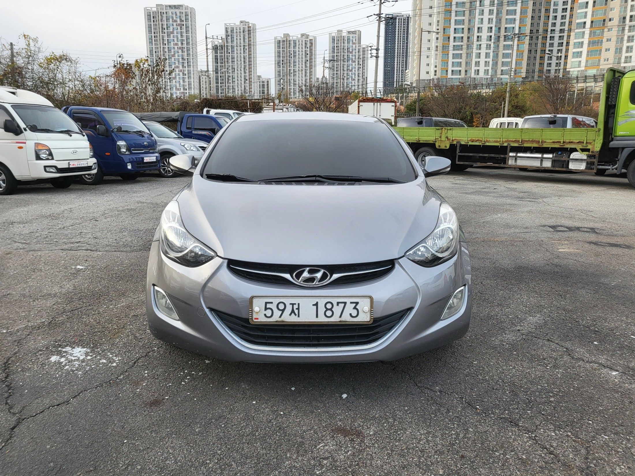 HYUNDAI AVANTE MD 2010