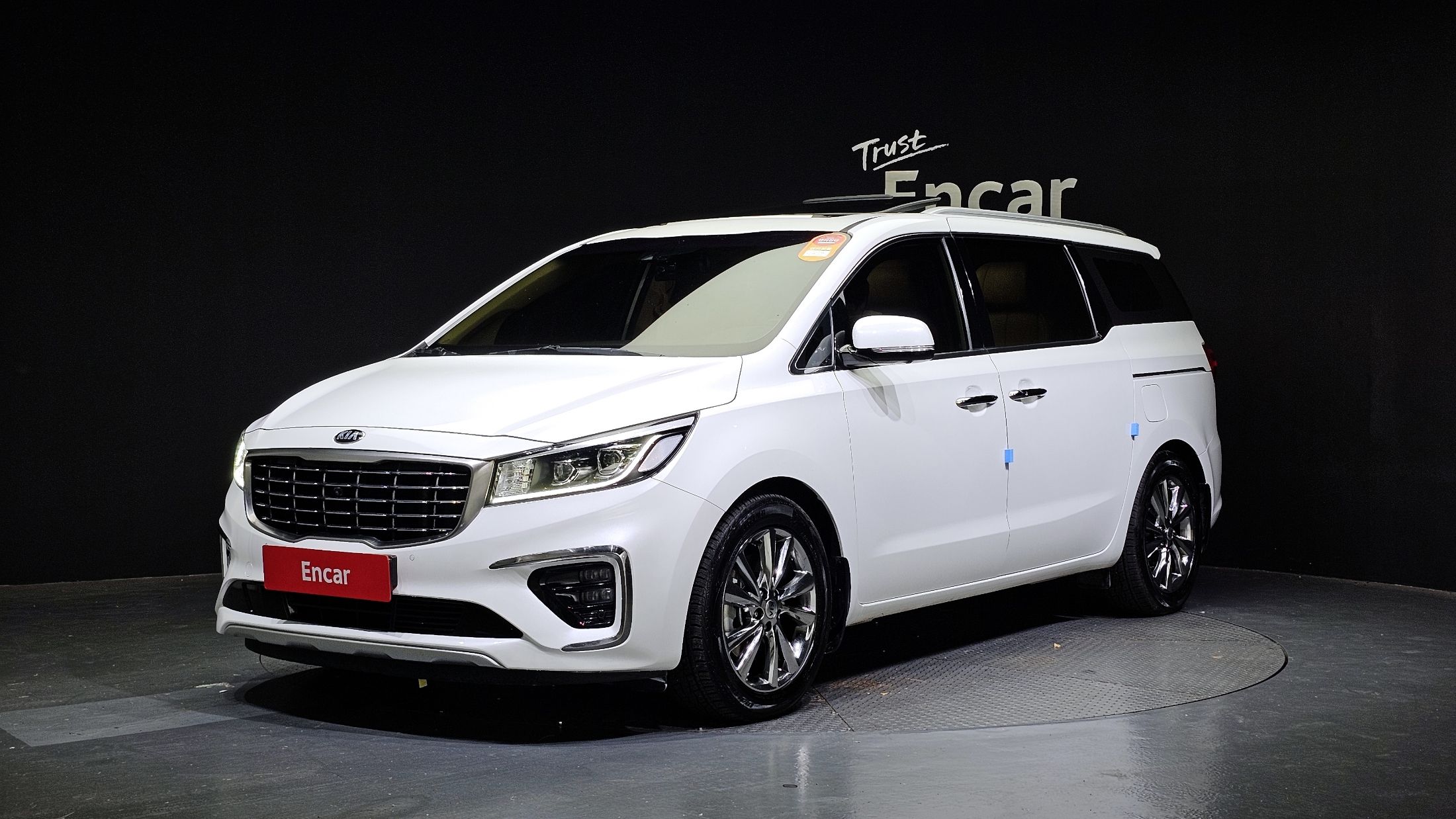 KIA CARNIVAL 2019
