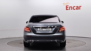 MERCEDES BENZ E-CLASS W213 2017