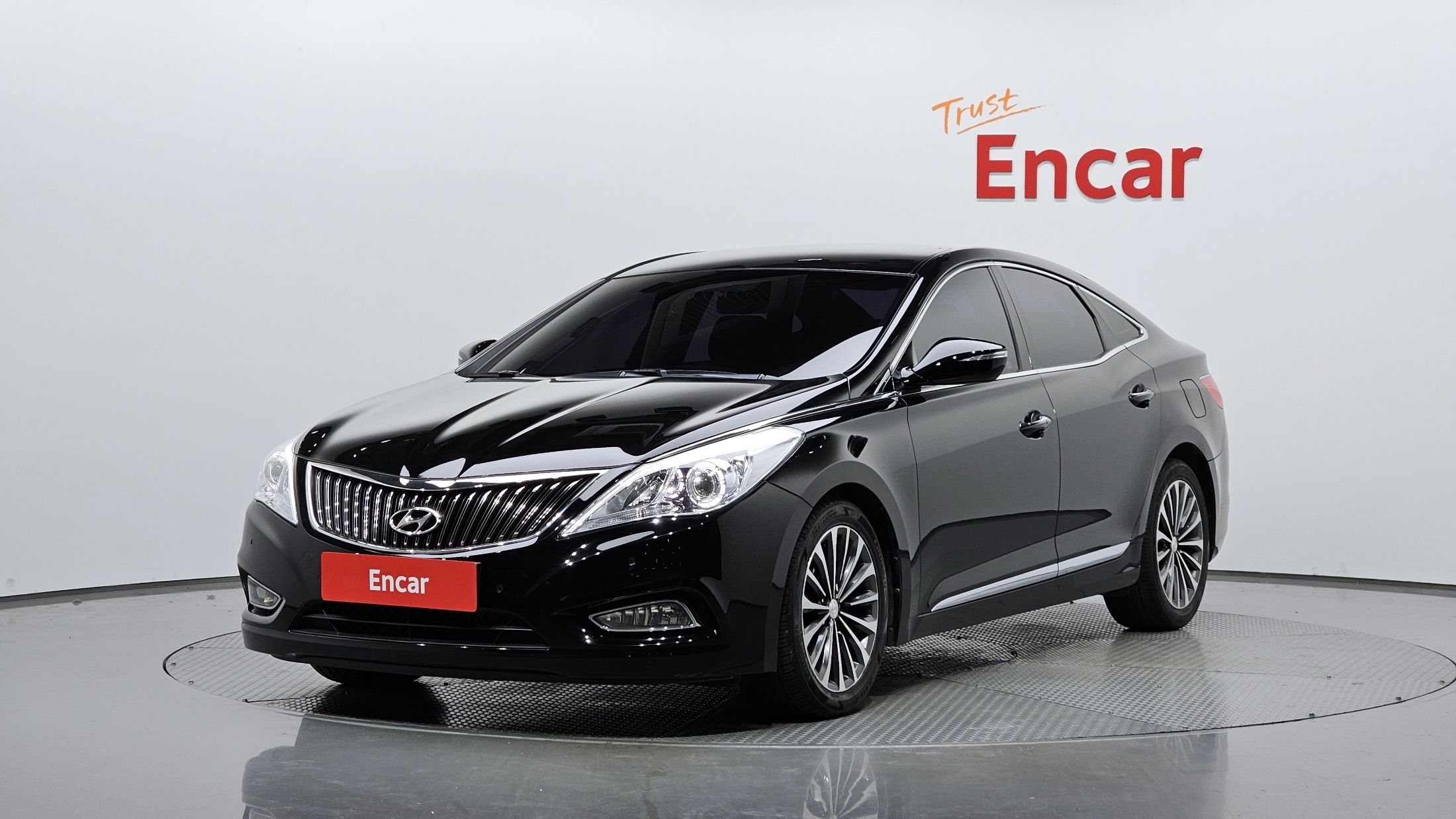 HYUNDAI GRANDEUR HG 2013