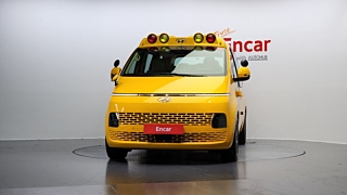 HYUNDAI STARIA 2023