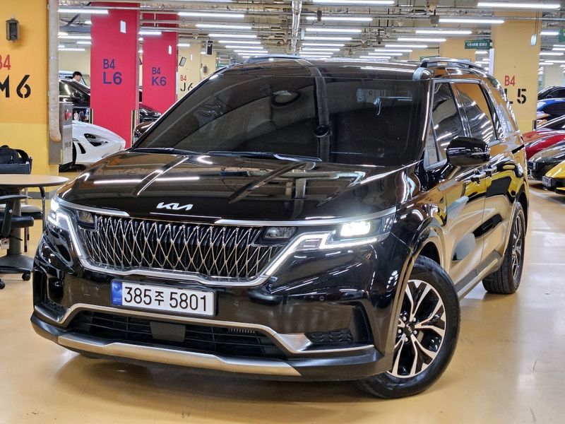 KIA CARNIVAL 2023
