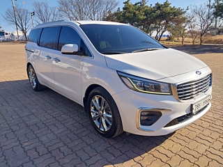 KIA CARNIVAL 2018