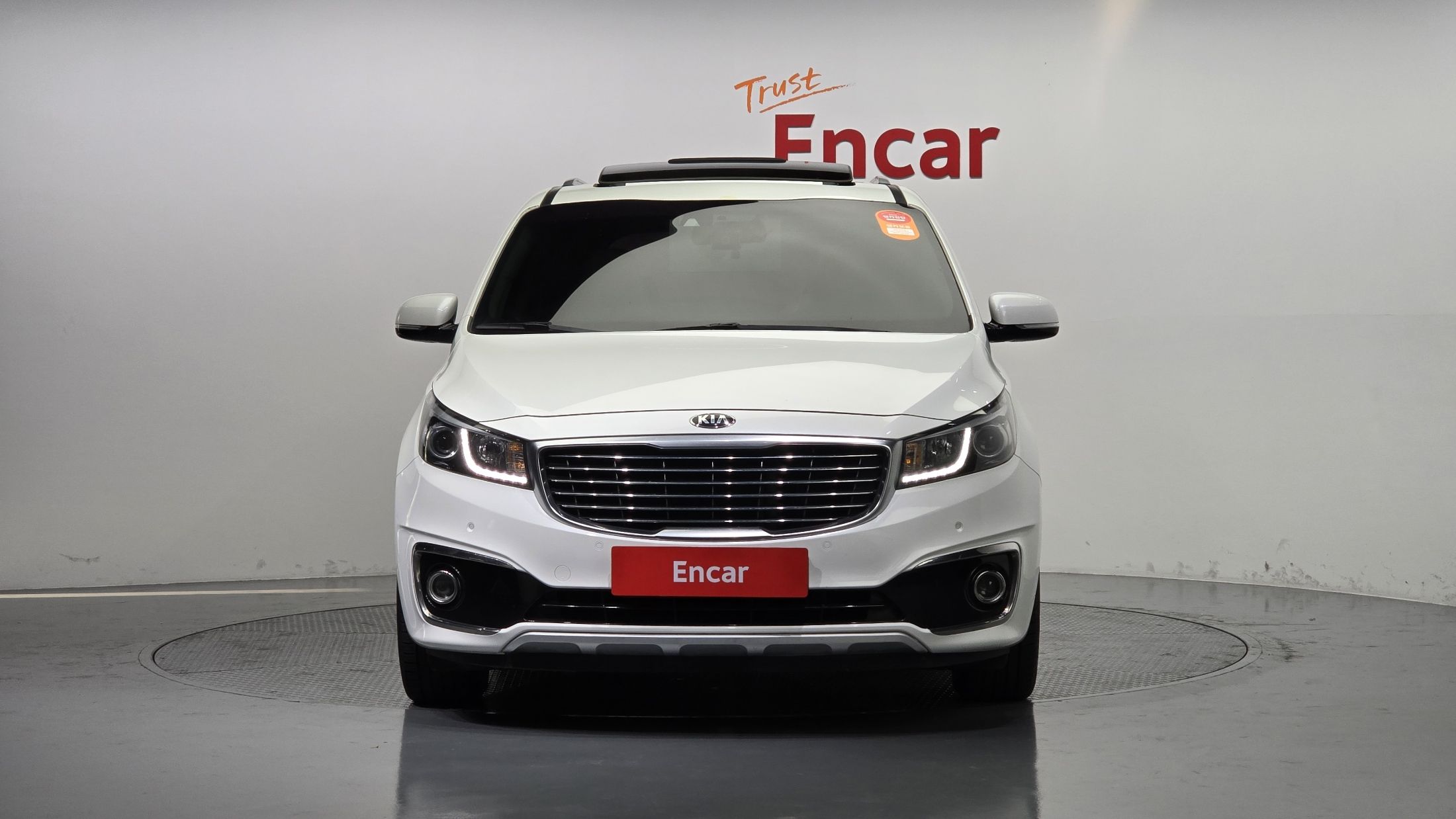 KIA CARNIVAL 2016