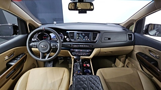 KIA CARNIVAL 2017