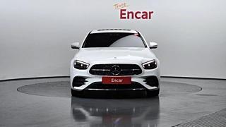 MERCEDES BENZ E-CLASS W213  2023