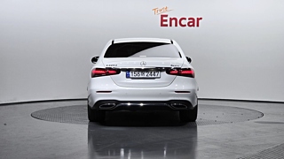 MERCEDES BENZ E-CLASS W213 2023
