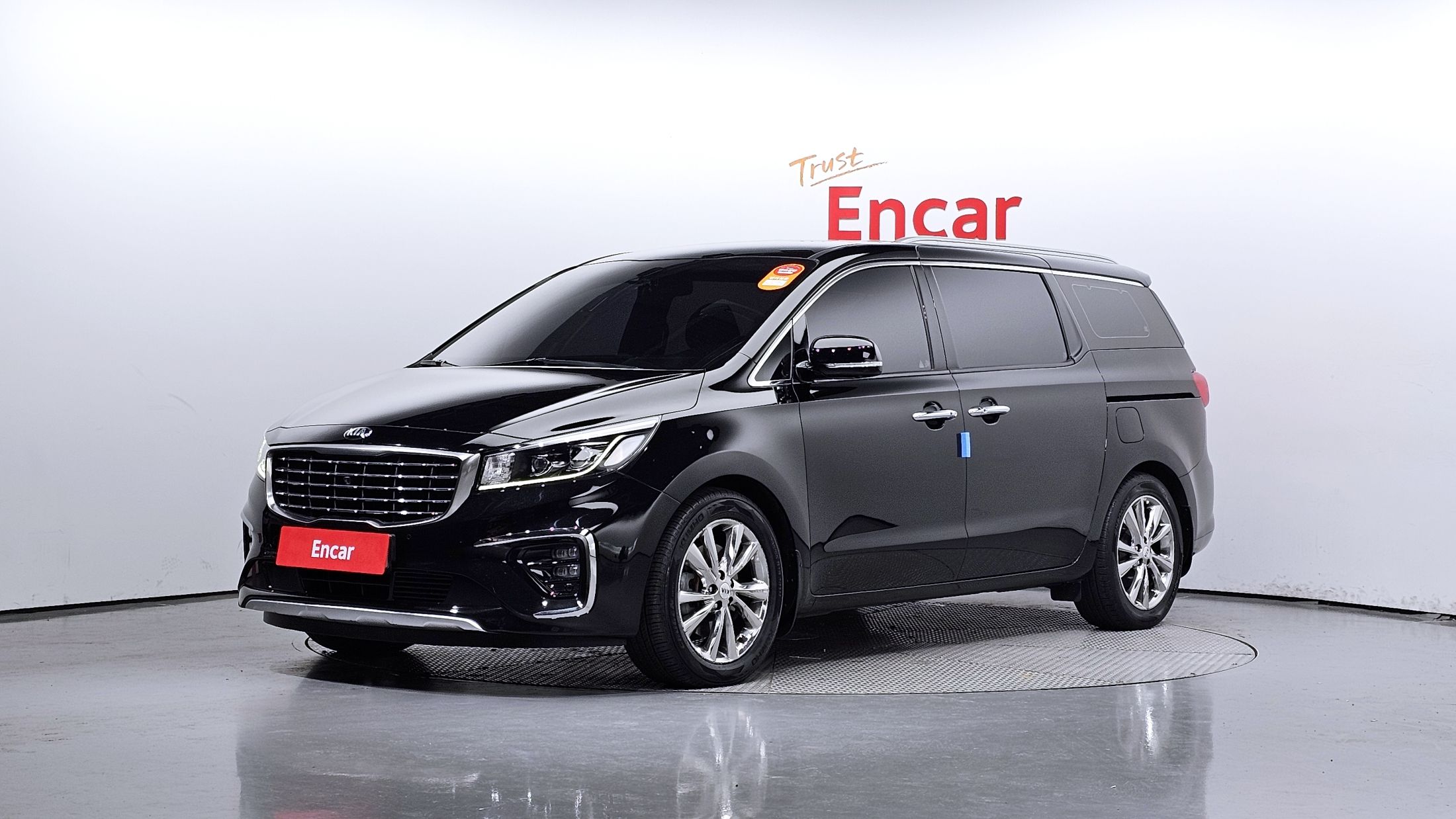 KIA CARNIVAL 2018