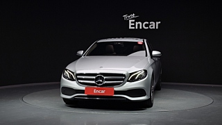 MERCEDES BENZ E-CLASS W213 2019