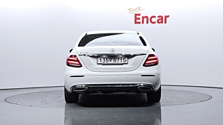 MERCEDES BENZ E-CLASS W213 2018