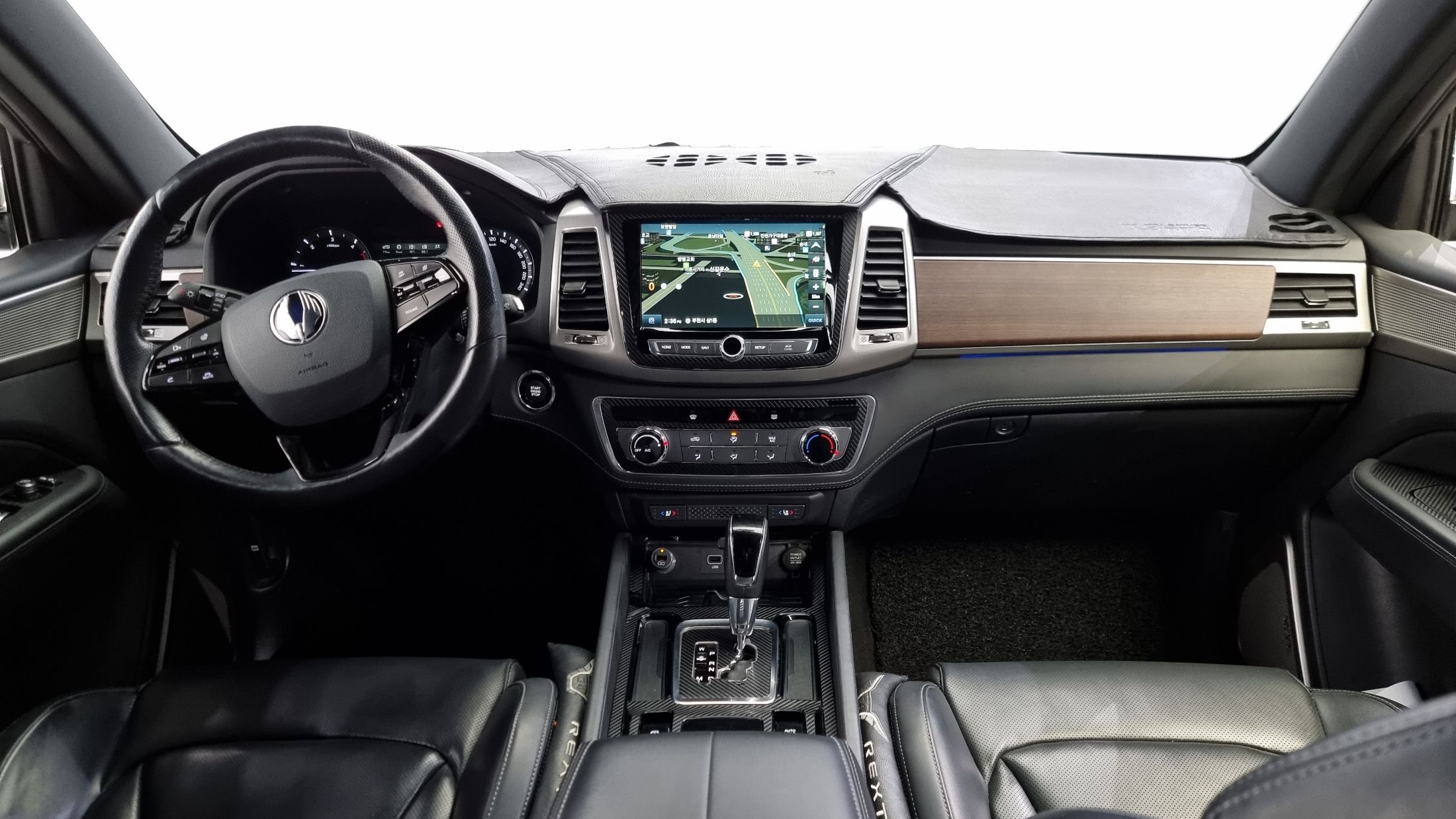 SSANGYONG REXTON G4 2017