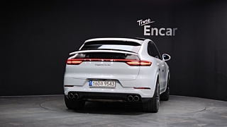 PORSCHE CAYENNE PO536 2020