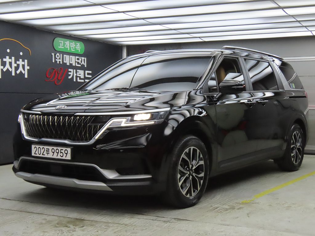 KIA CARNIVAL 2021