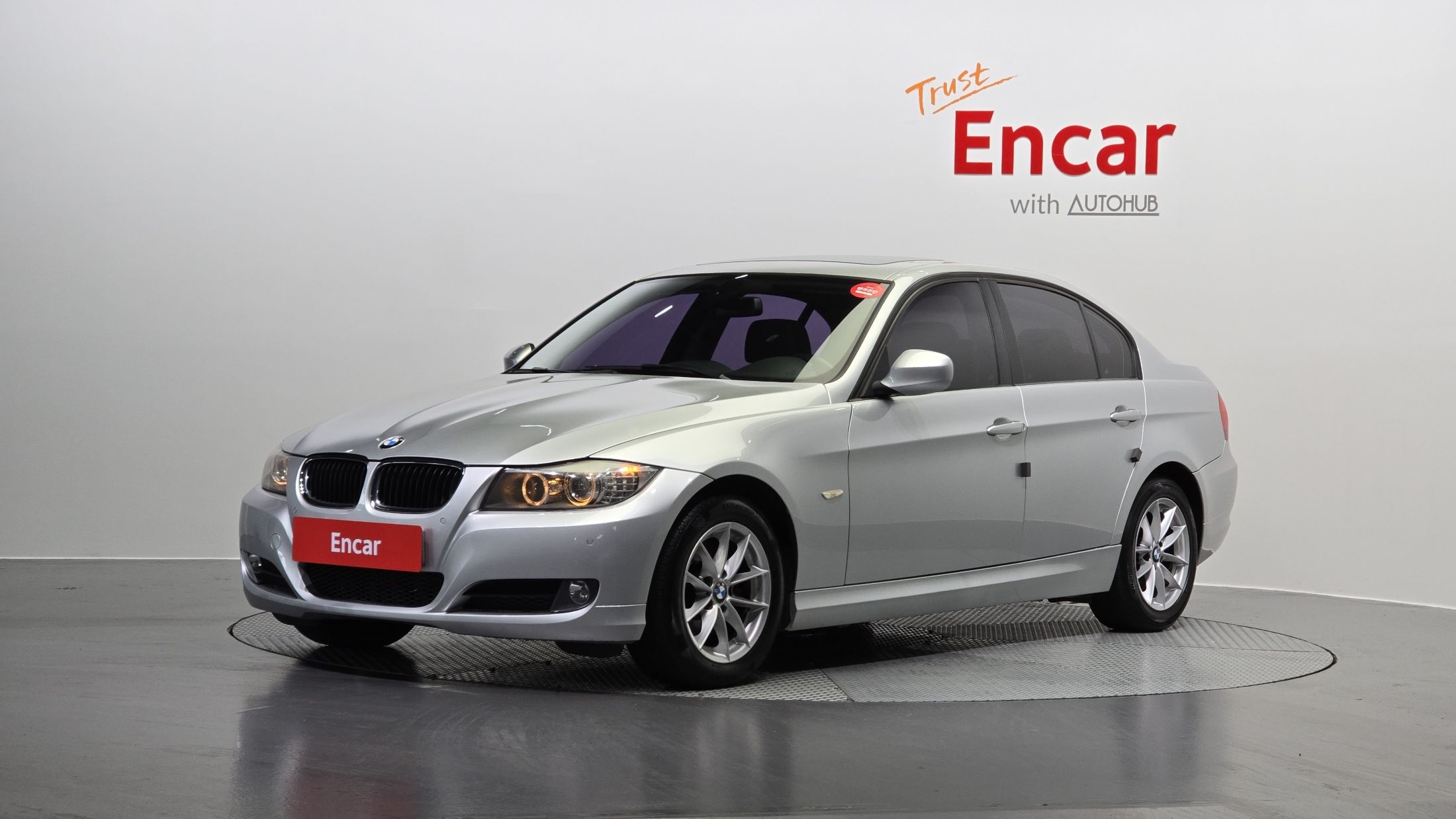 BMW 3-SERIES E90