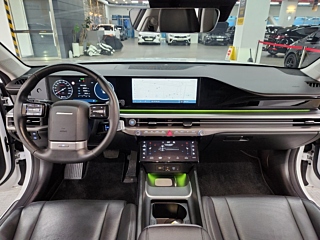 HYUNDAI GRANDEUR HYBRID GN7 2023