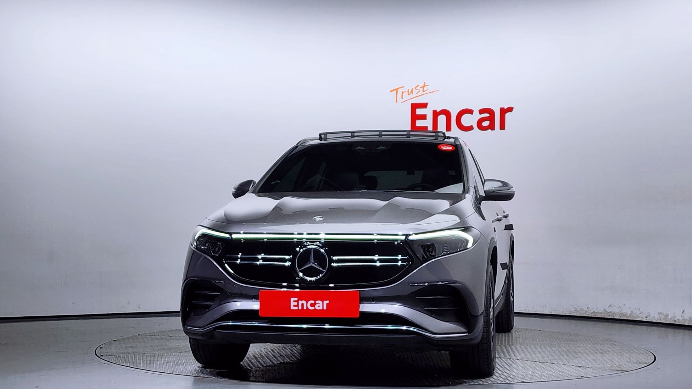 MERCEDES BENZ EQA H243
