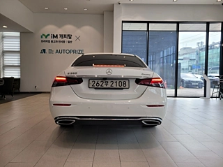 MERCEDES BENZ E-CLASS W213 2022