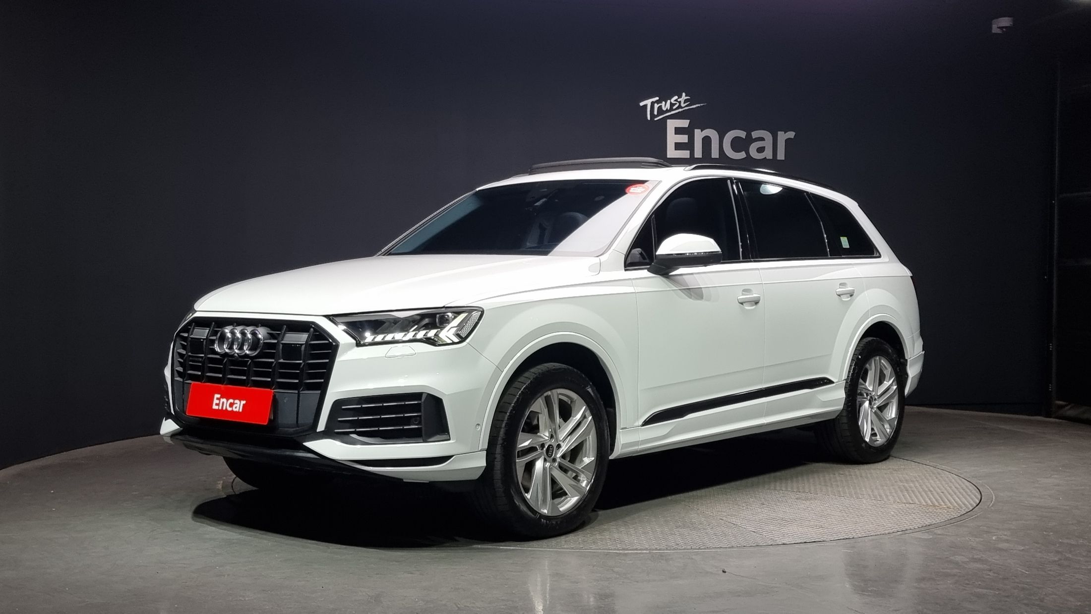 AUDI Q7 4M
