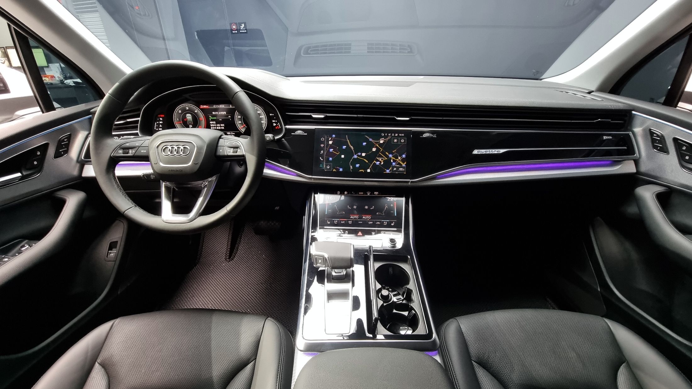 AUDI Q7 4M