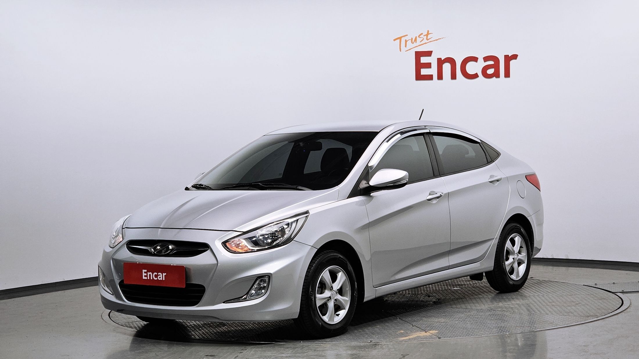 HYUNDAI ACCENT NEW