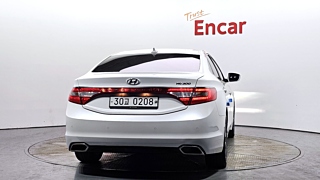 HYUNDAI GRANDEUR HG 2016