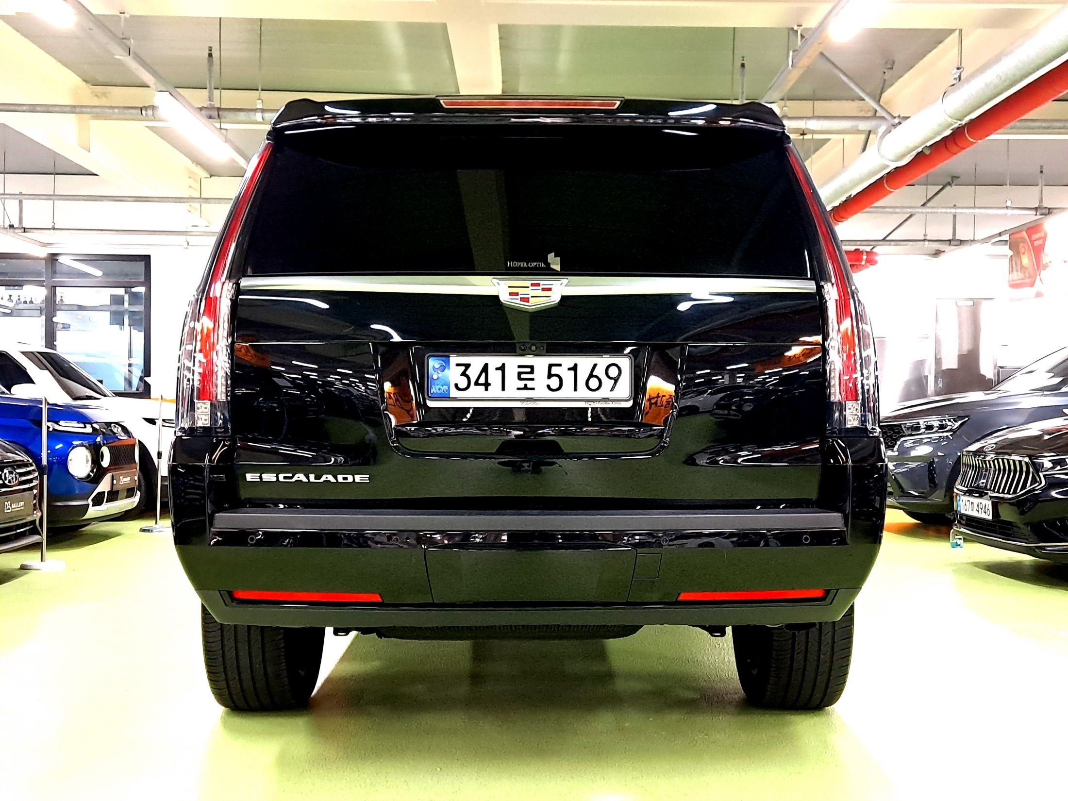 CADILLAC ESCALADE