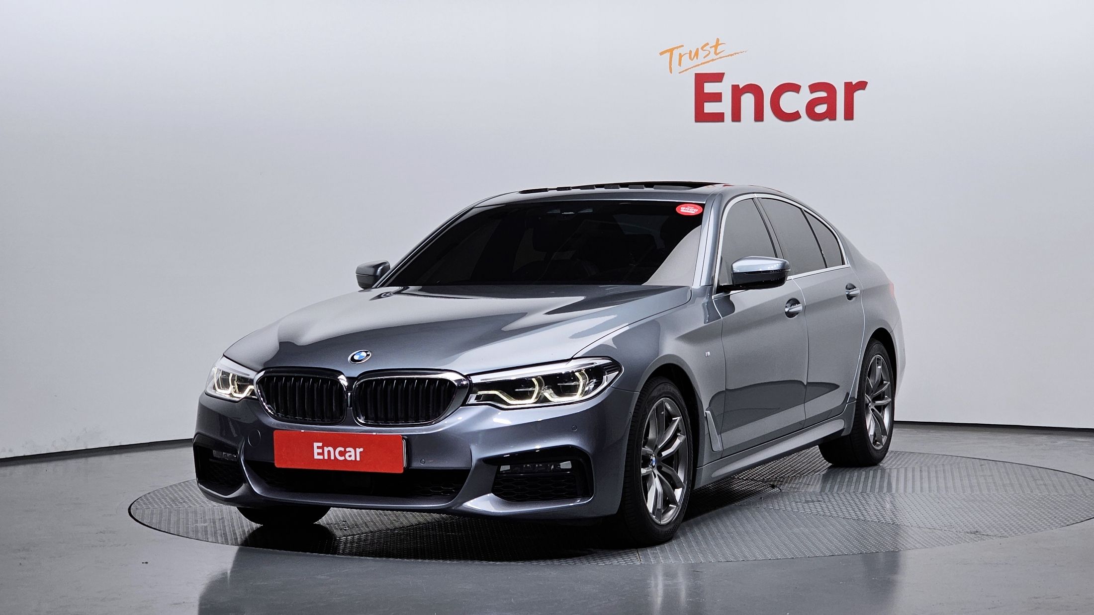 BMW 5-SERIES G30 2018
