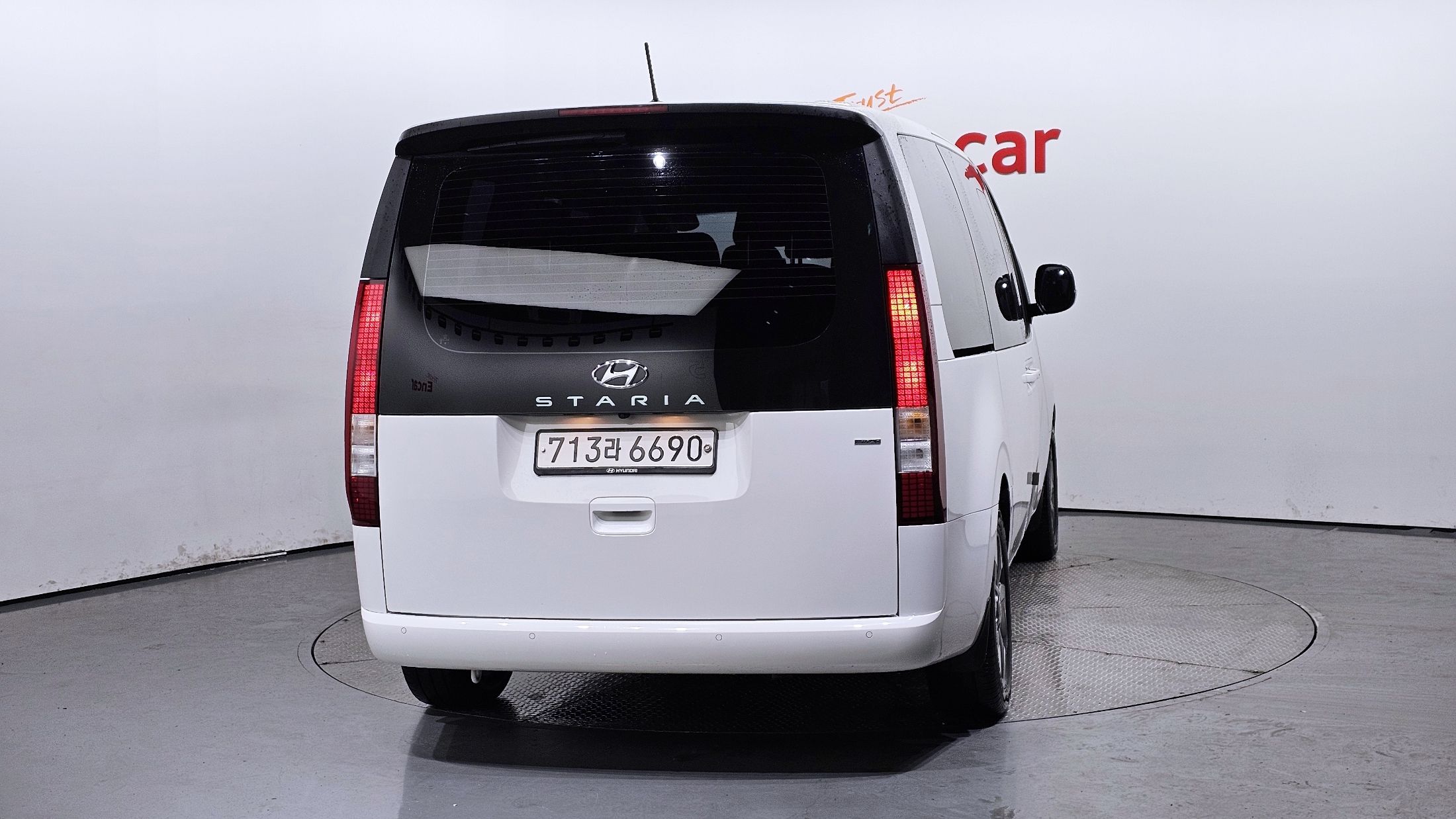 HYUNDAI STARIA 2022