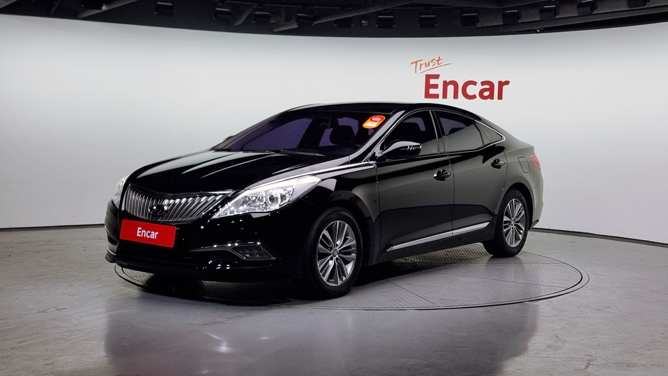 HYUNDAI GRANDEUR HG 2016