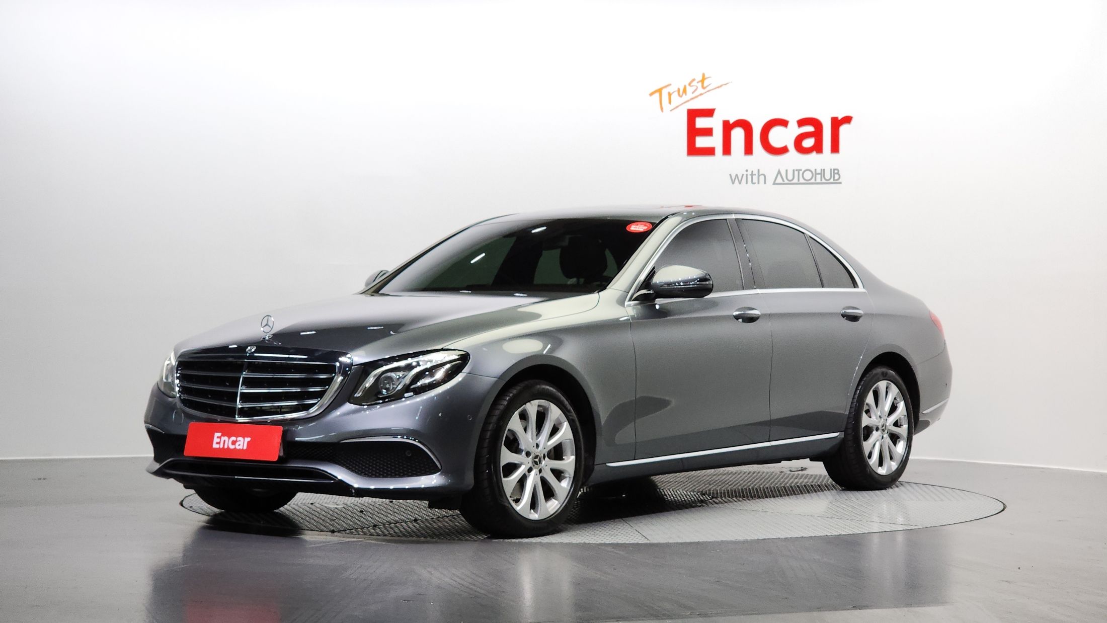 MERCEDES BENZ E-CLASS W213