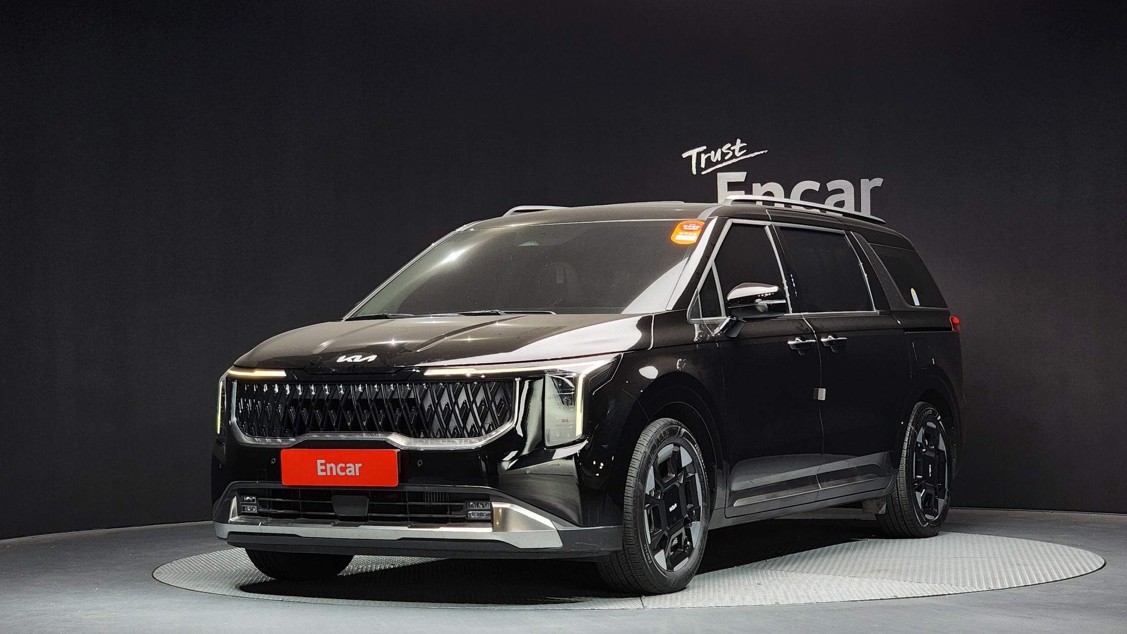 KIA CARNIVAL 2024