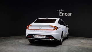 HYUNDAI SONATA DN8 2022