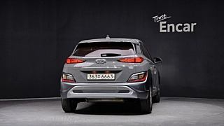 HYUNDAI KONA 2021