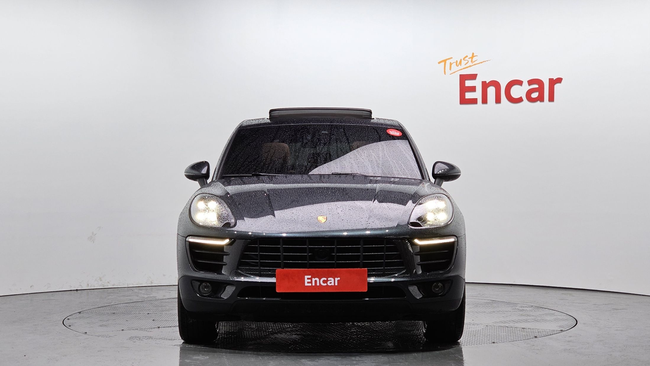 PORSCHE MACAN 2018
