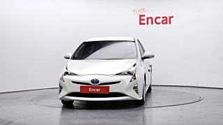 TOYOTA PRIUS 2018