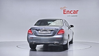 MERCEDES BENZ E-CLASS W213 2017