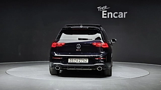 VOLKSWAGEN GOLF 2022