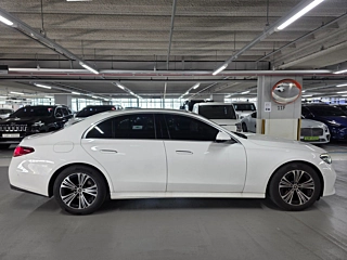 MERCEDES BENZ E-CLASS W214 2024