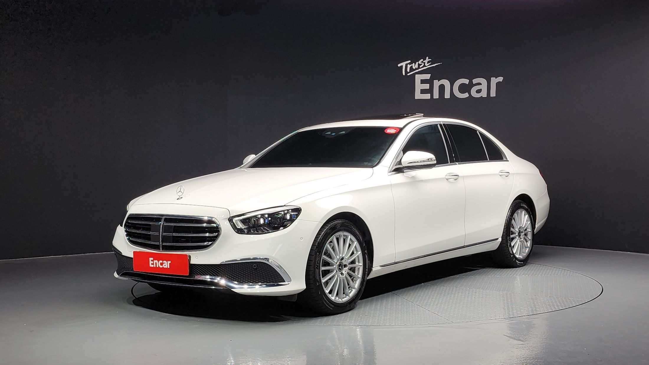 MERCEDES BENZ E-CLASS W213 2021