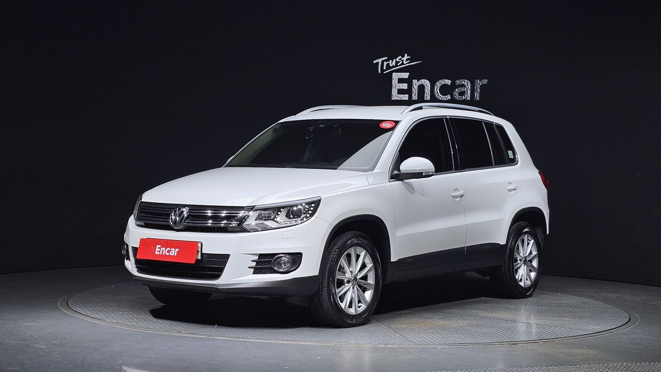 VOLKSWAGEN TIGUAN 2014