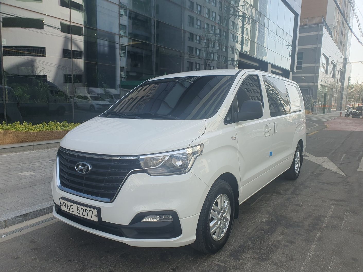 HYUNDAI STAREX GRAND 2020